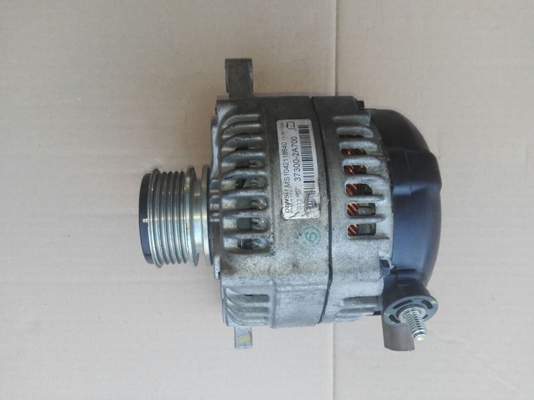 Alternator 1.7 CRDI. D4FD. Hyundai./Kia