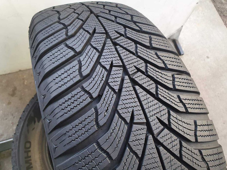 2x Kumho Wintercraft WP52  235/65r17  7,2mm 2023r