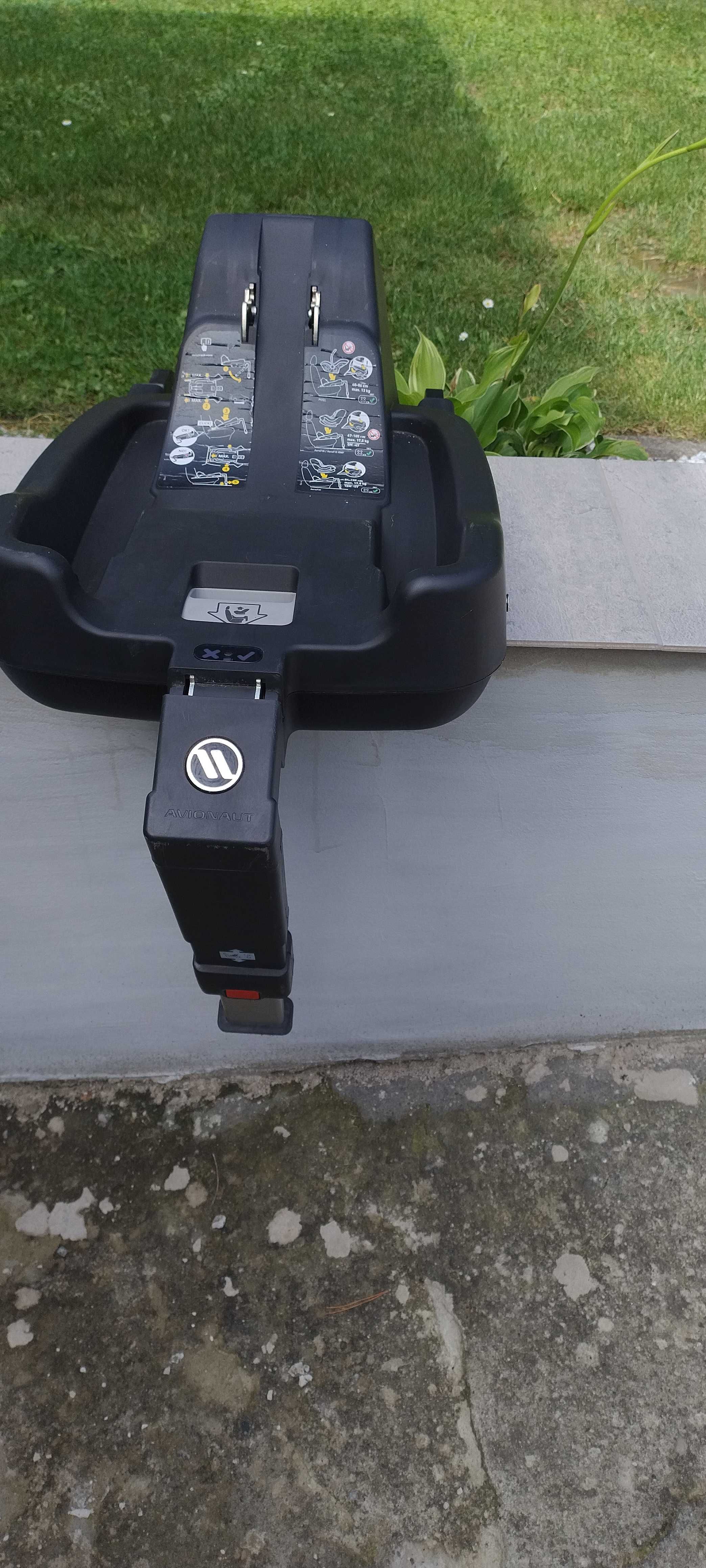 Fotelik samochodowy z bazą isofix