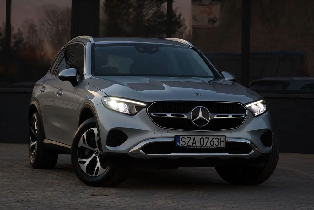 Mercedes-Benz GLC 300e 4Matic Avantgarde Burmester LED gwaranacja FVAT 23%