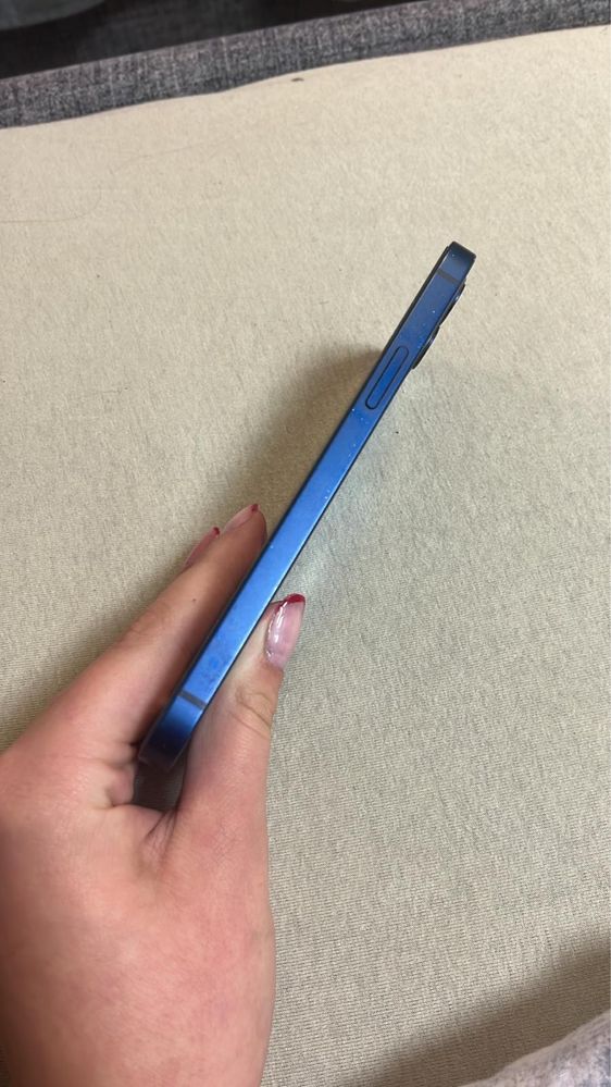 iPhone 12 80% stan idelany
