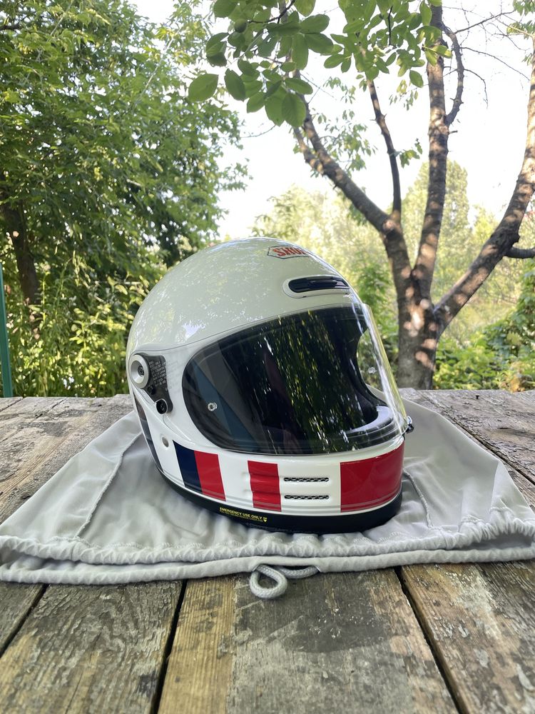 Мотошлом Shoei новий