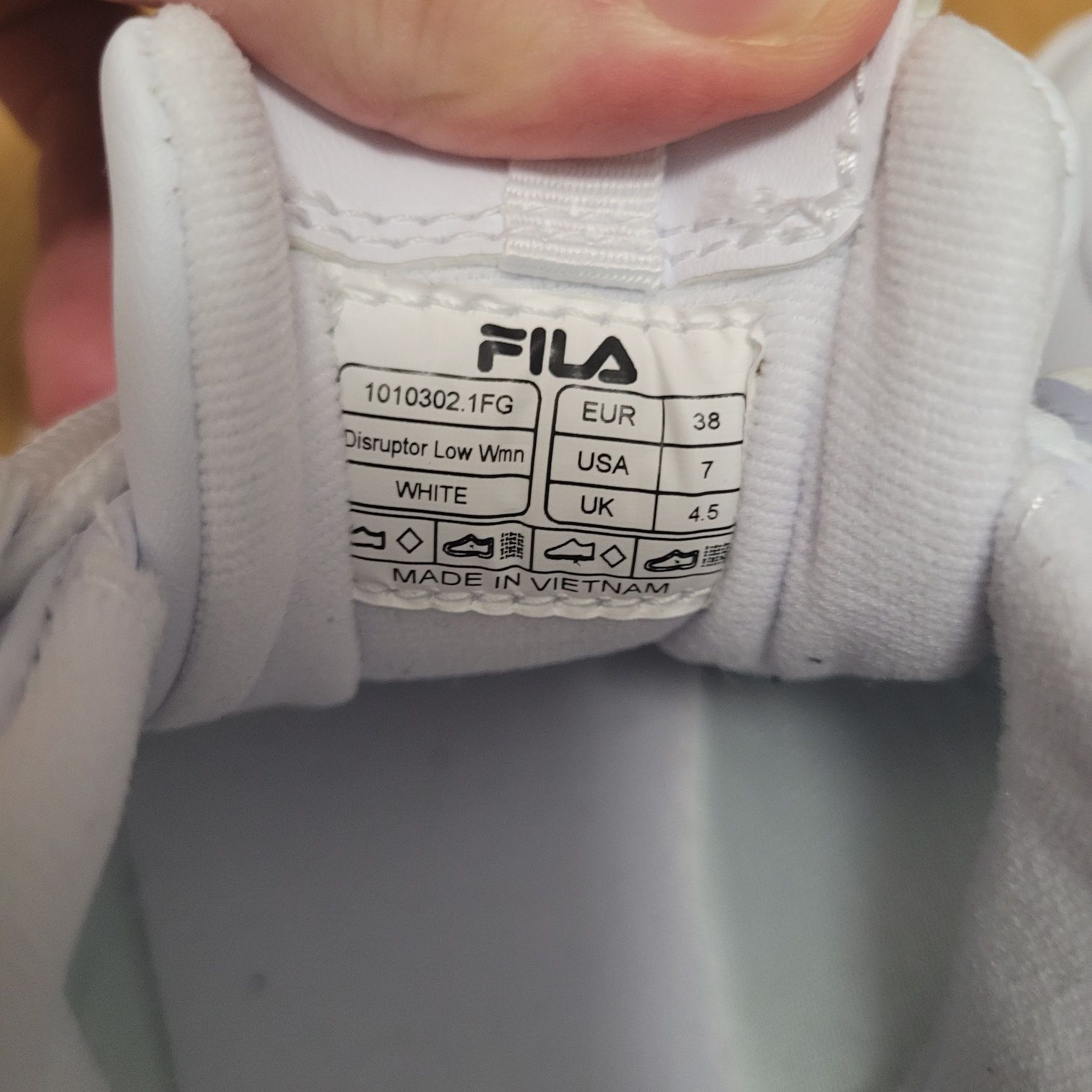 Nowe buty sneakers Fila Disruptor Low