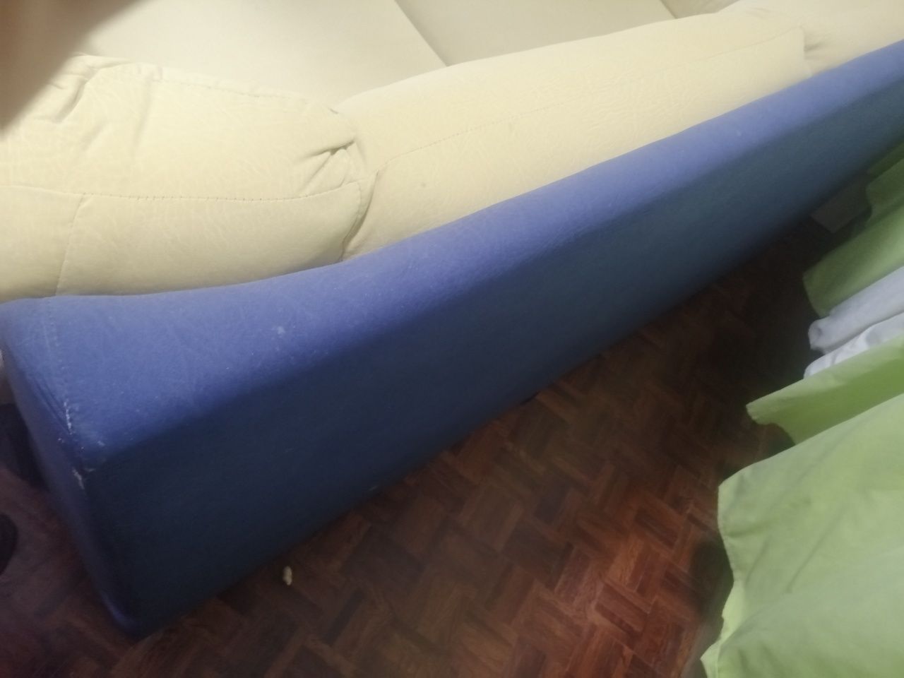 Sofa azul  3 lugares