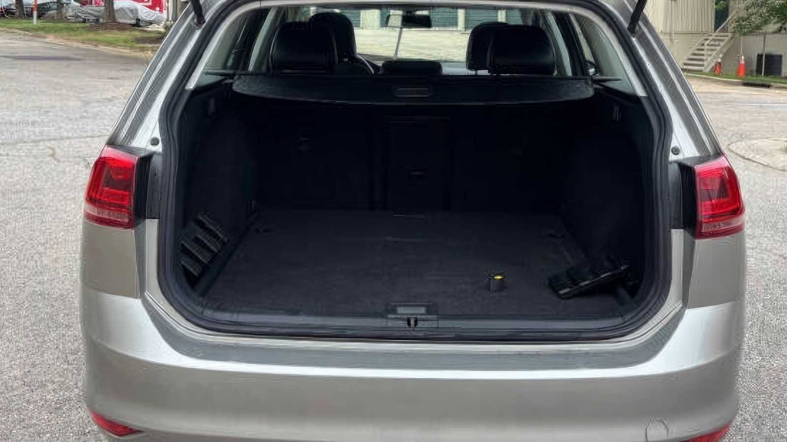 2016 Volkswagen Golf SportWagen TSI SE