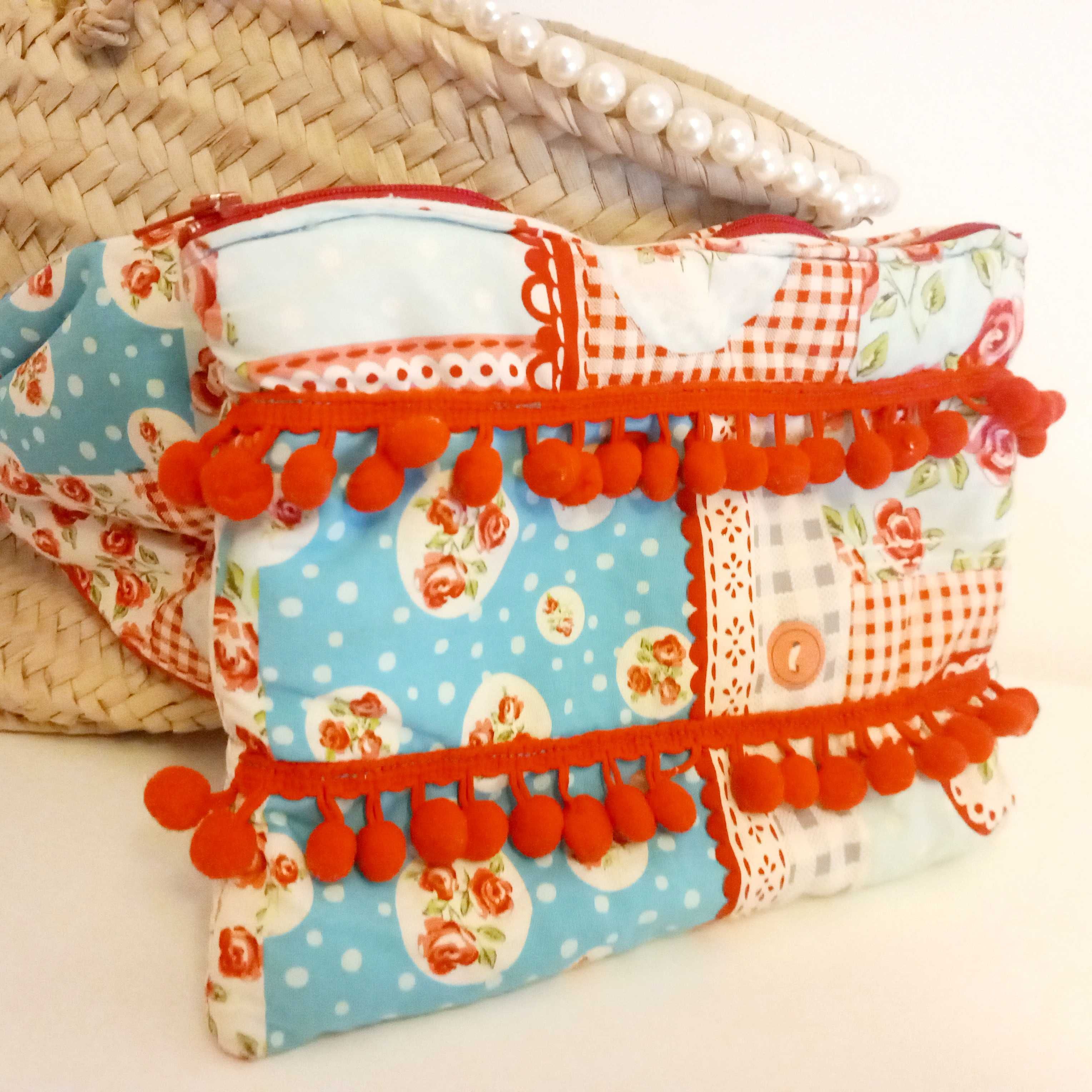 Cesta com laço + necessaire