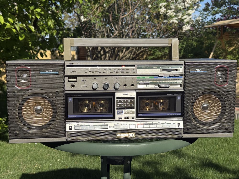 Продам магнитолу AIWA CA-W2