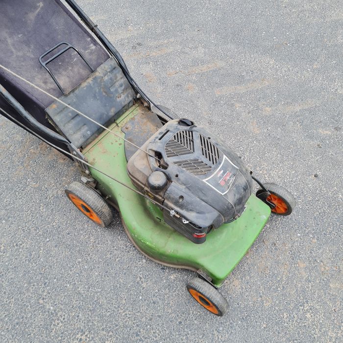 Kosiarka trawnikowa Briggs stratton 675 silnik