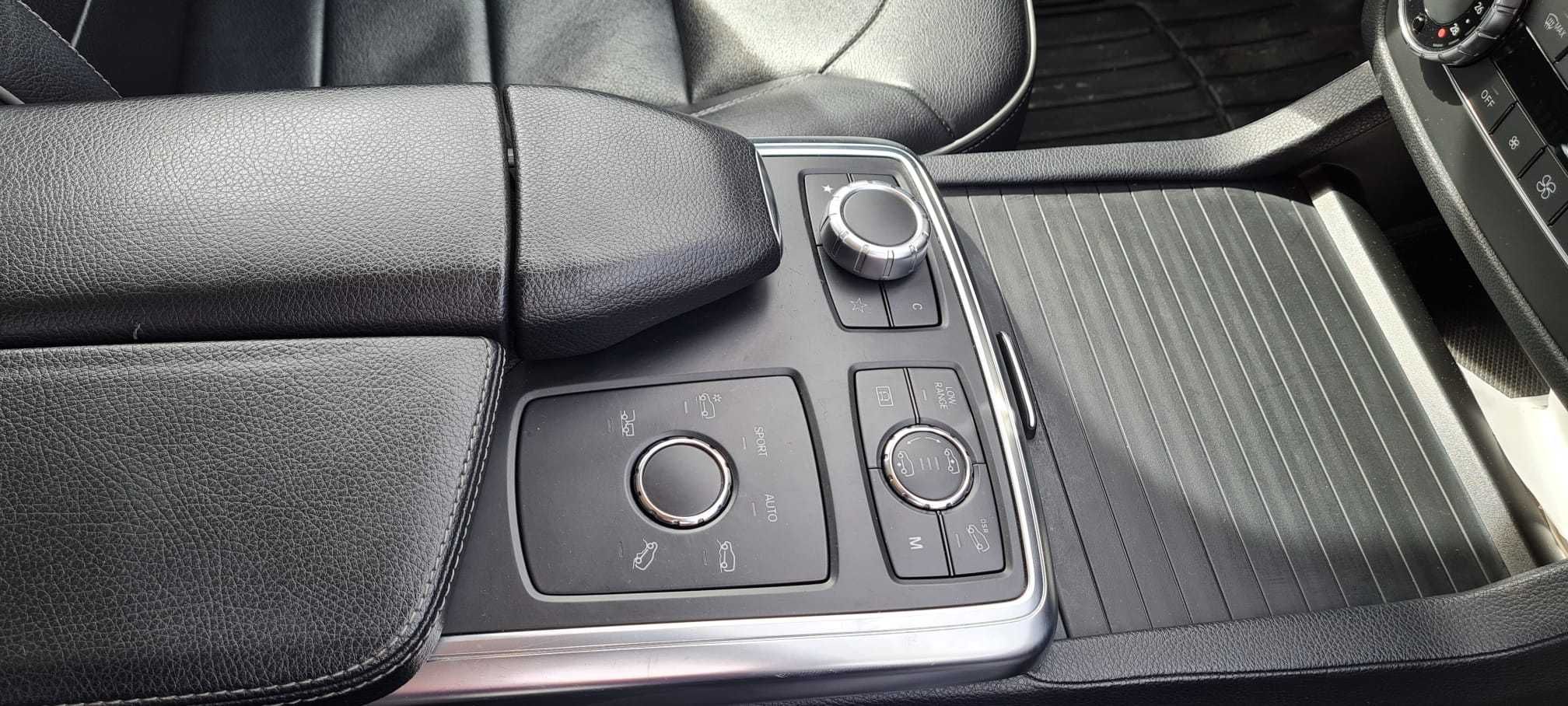 Mercedes Benz ML350
