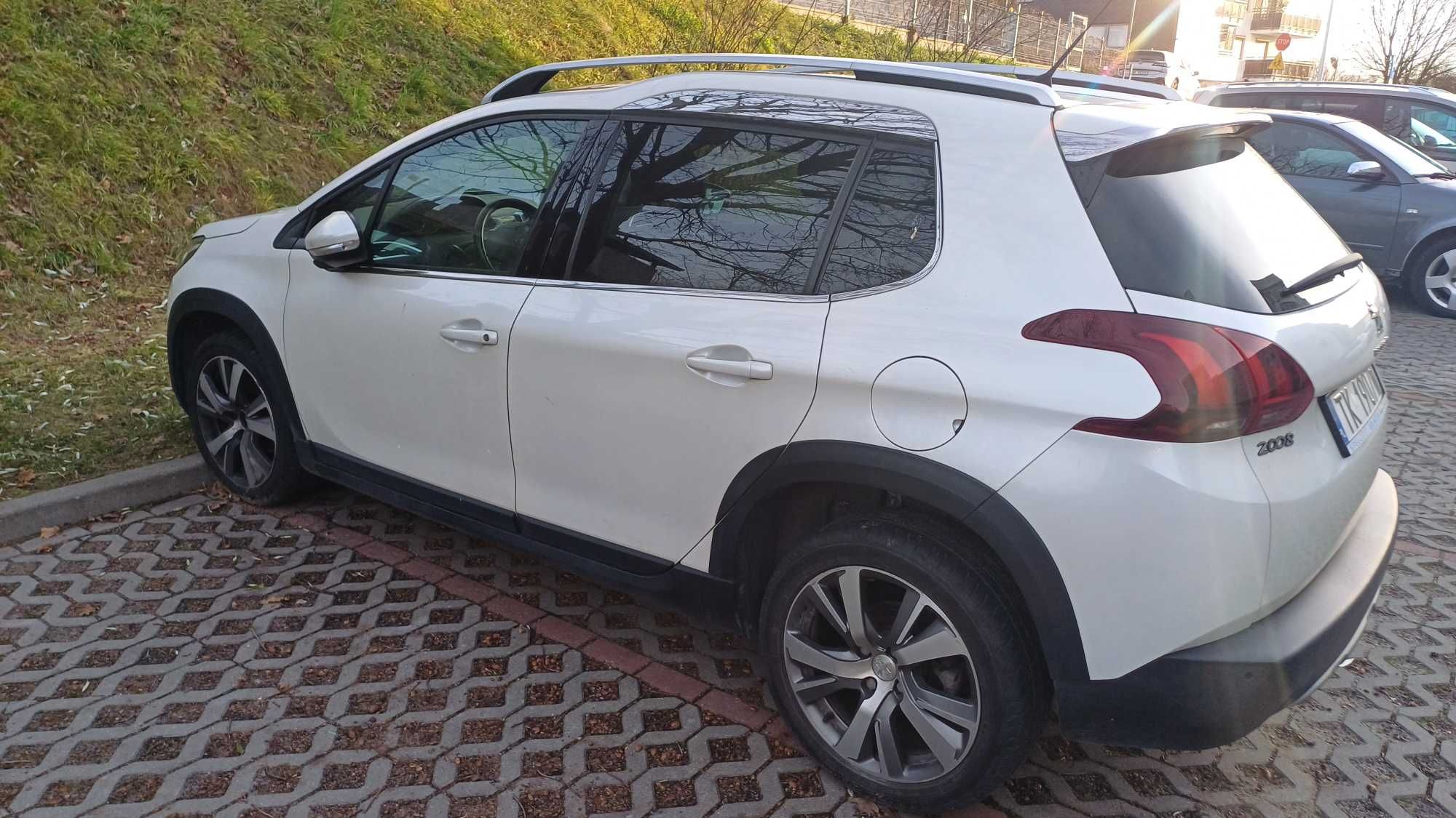Syndyk sprzeda - Peugeot C 2008