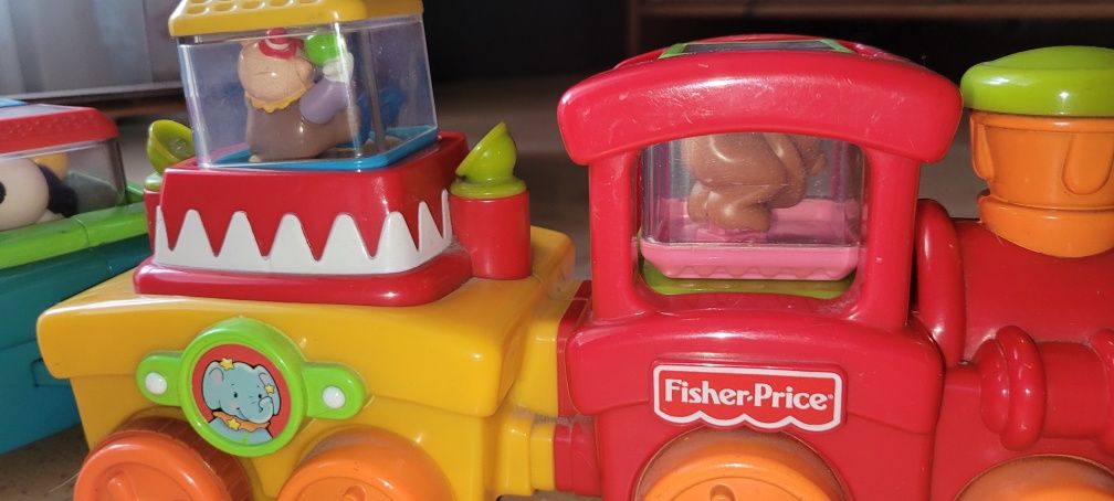 Fisher Price kolejka jeżdżącą