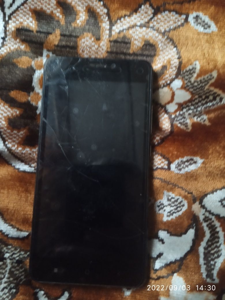 Смартфон Oukitel C-3