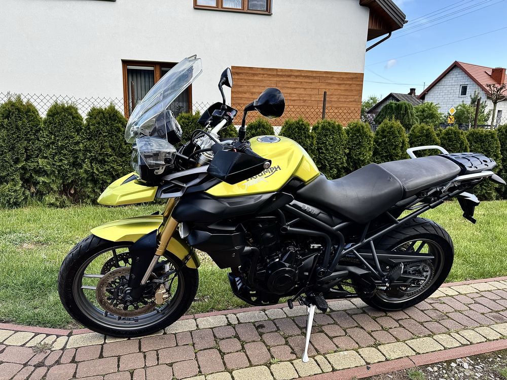 Triumph Tiger 800