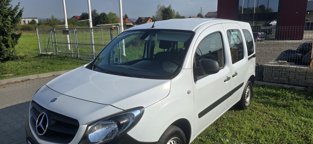 Sprzedam zadbany Mercedes Citan