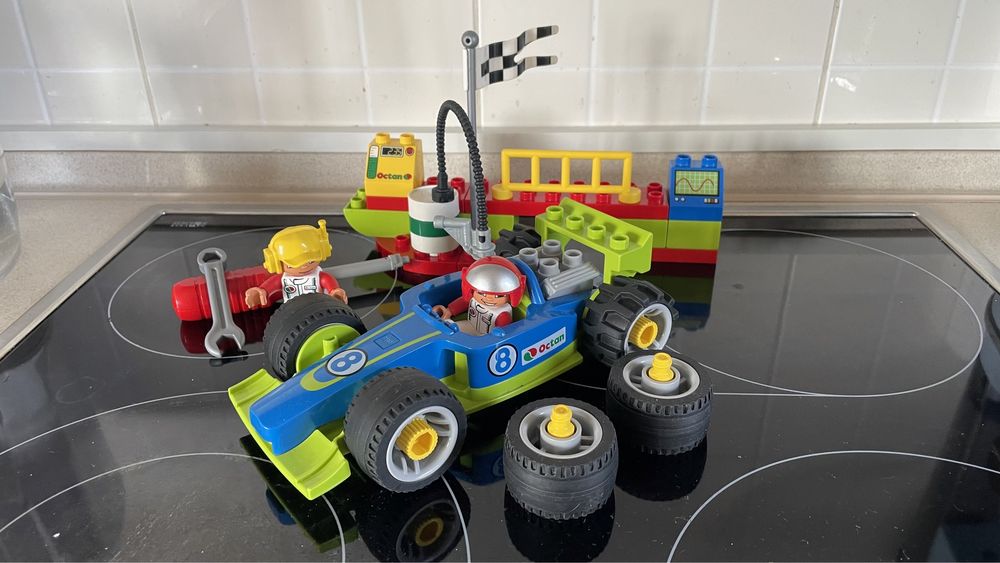 Lego Duplo 6143 Drużyna  wyścigowa formuła