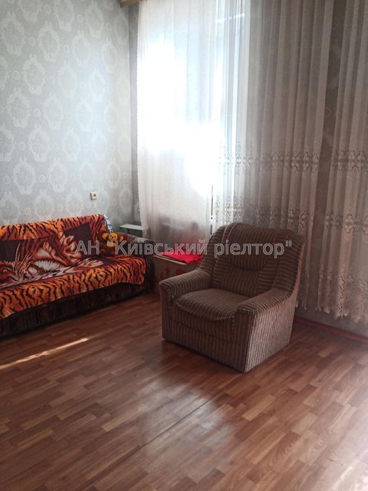 Продаж недорого 4 к. квартири в затишному ДВРЗ!