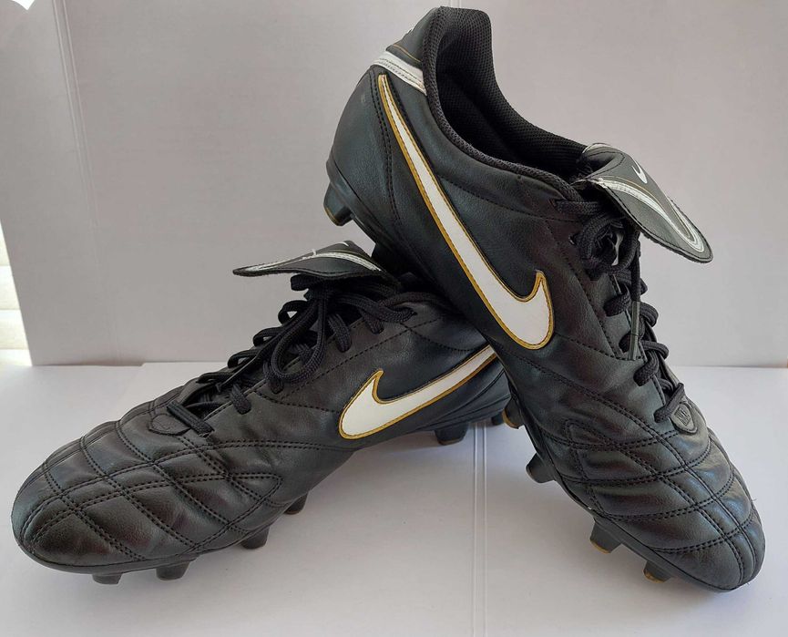 Korki piłkarskie Nike Tiempo