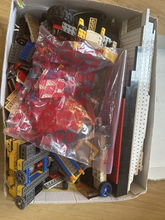 Kolo 5 KG klockow lego (orginalne + 2 zestawy COBI]