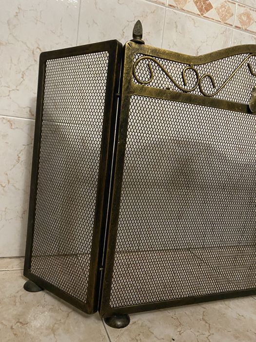 Vendo protecao de lareira