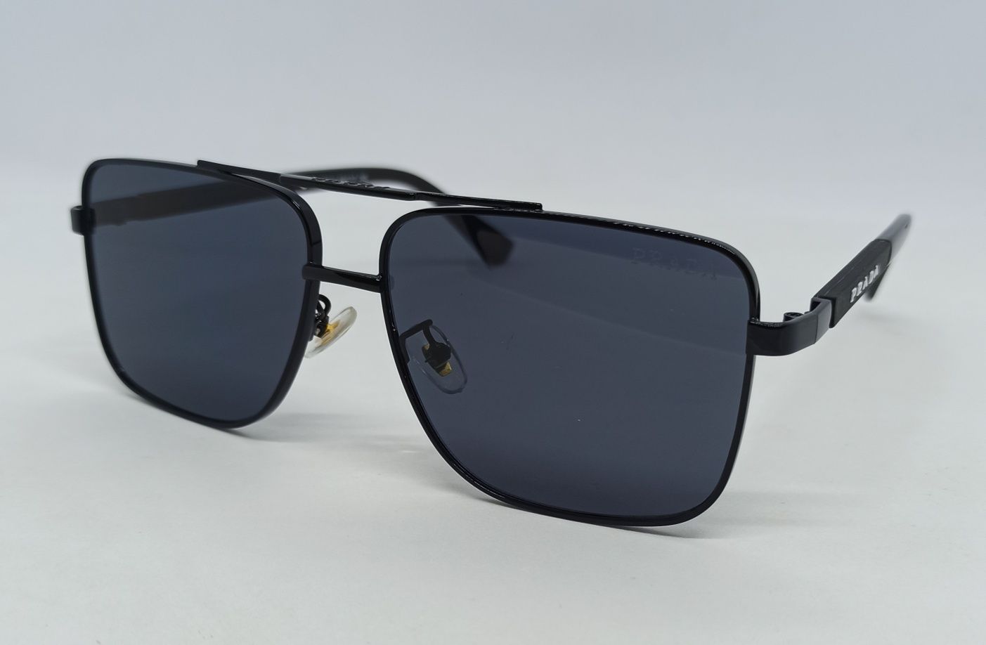 Брендовые мужские очки от солнца черные в черном металле классика