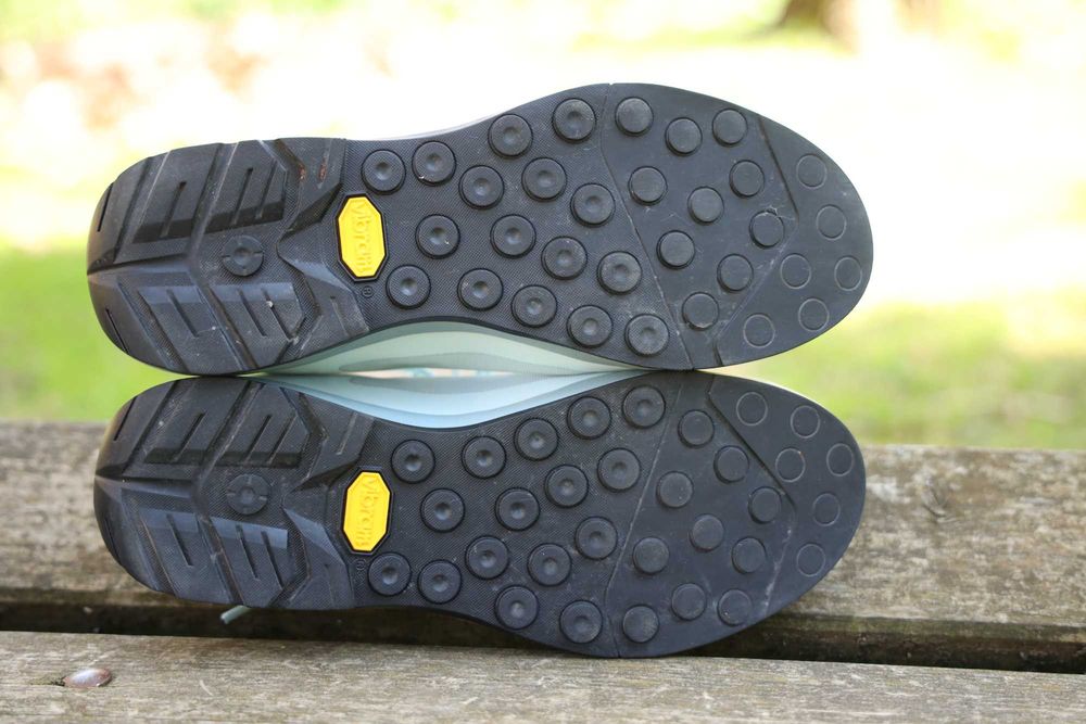 Buty podejściowe, trekkingowe Arcteryx Acrux SL W, 38