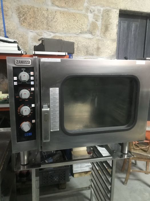 Forno convector zanussi
