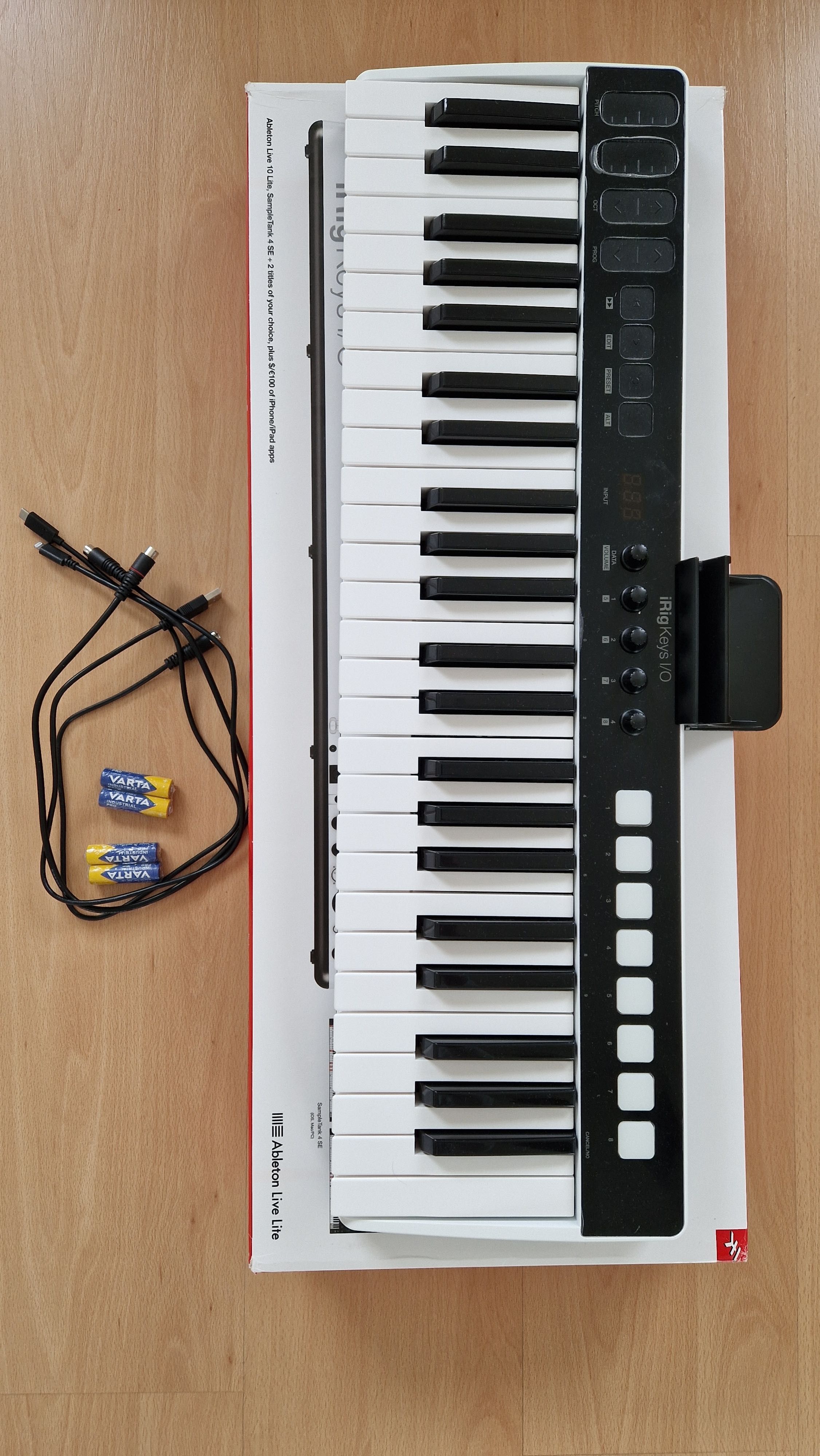 IK Multimedia iRig Keys I/O 49, używany, stan b.dobry