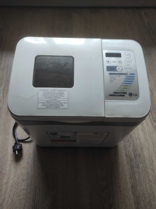 Хлібопіч LG в гарному робочому стані