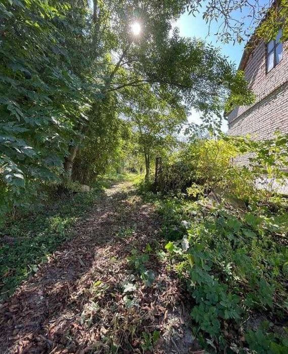 Продаж будинку з великою земельною ділянкою,село Любовичі.Без комісії!