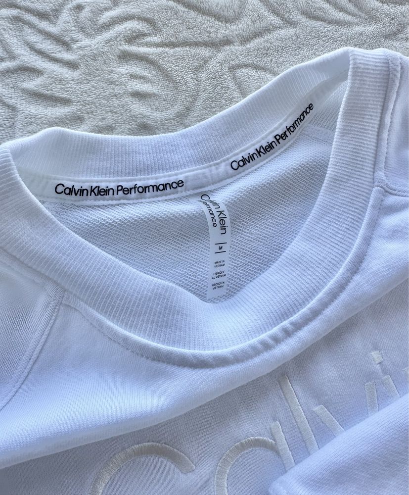 Кофта світшот Calvin Klein оригігал новий
