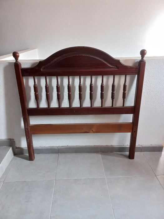 Cama de solteiro (100x190 cm)