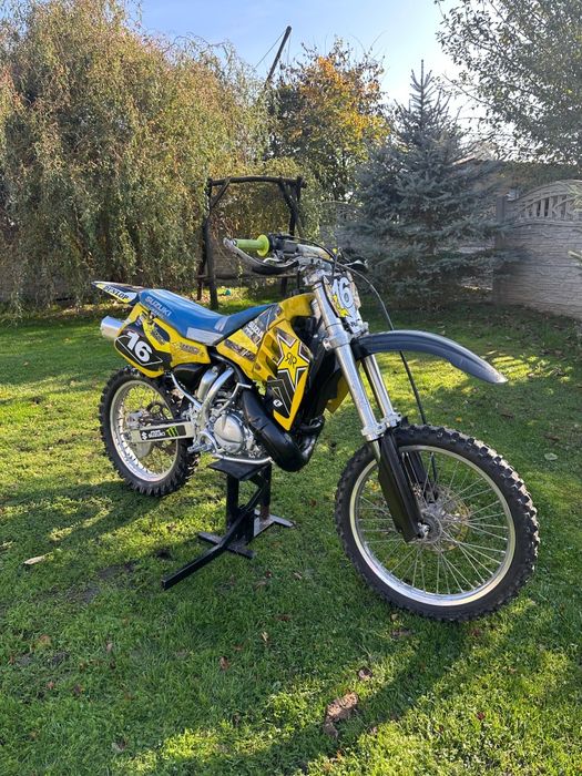 SUZUKI RM 250 2t