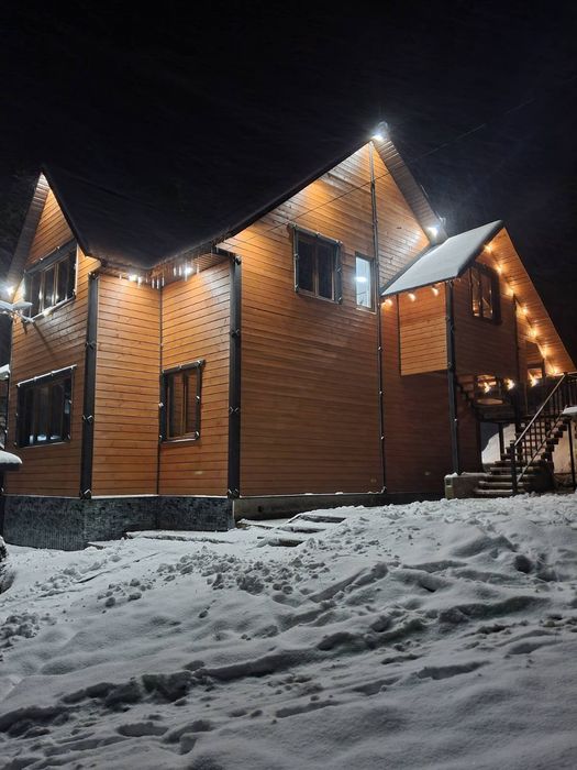 Відпочинок у карпатах горах. Оренда Будинку з басейном с. Плав'я