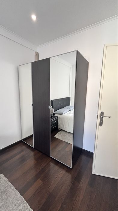 Roupeiro de 3 portas