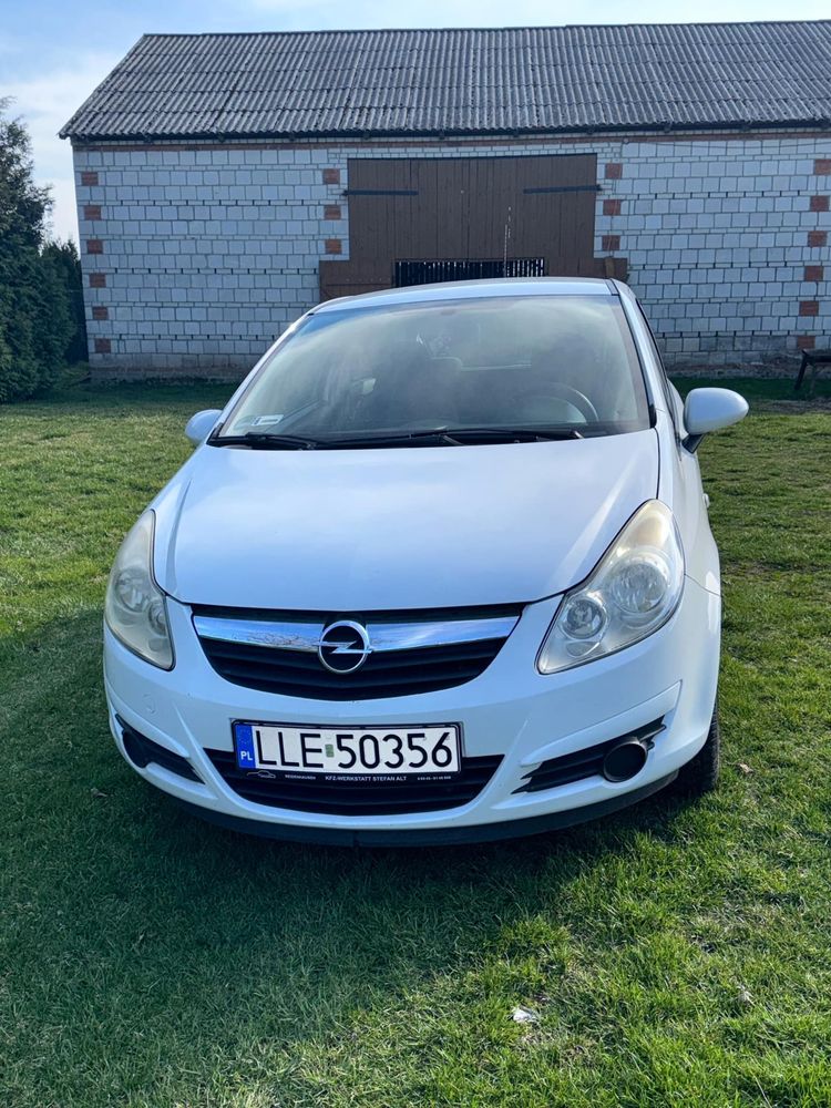 Opel corsa 2010rok