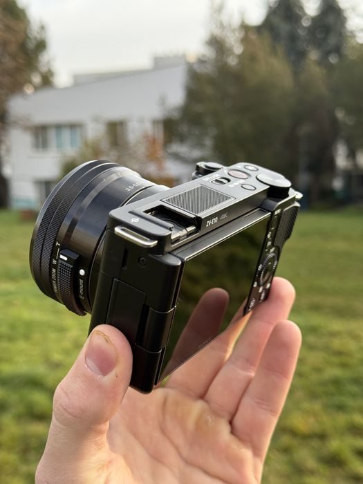 Aparat Sony ZV-E10 - stan idealny we Wrocławiu
