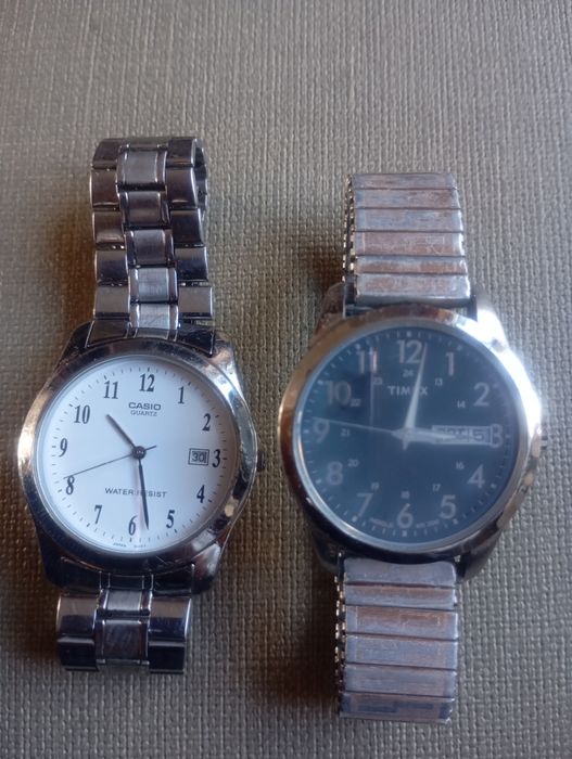 Relógios Casio e timex