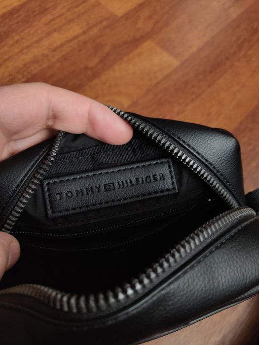 Tommy Hilfiger оригінал сумка