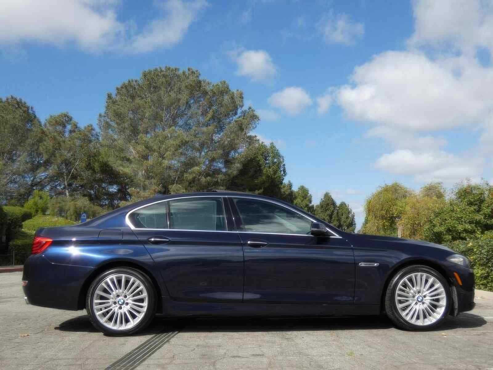 2015   BMW 5 Series