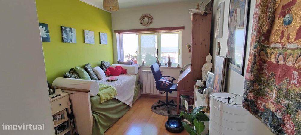 639861 - Quarto com cama de solteiro em...