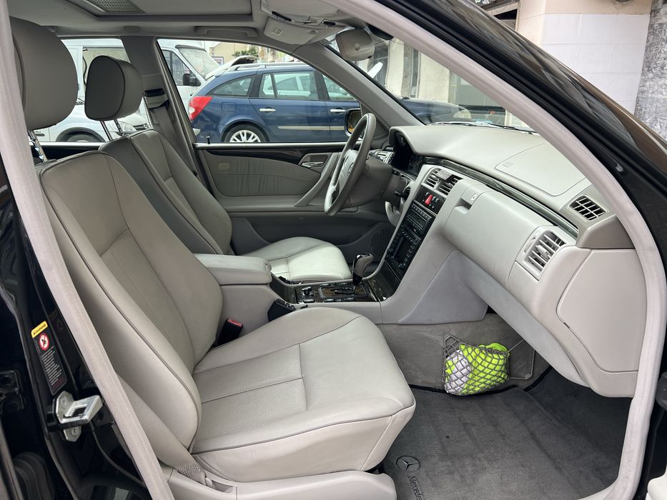 Mercedes E320 Unico Dono | Poucos KMs 3.2 Gasolina