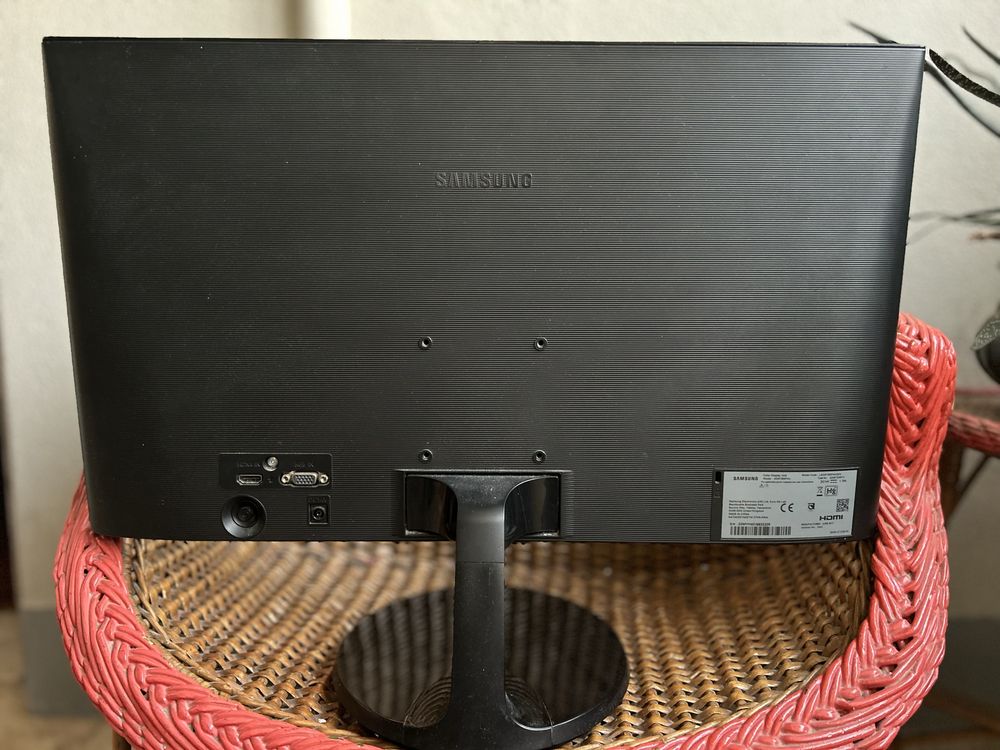 Monitor Samsung FULL HD
