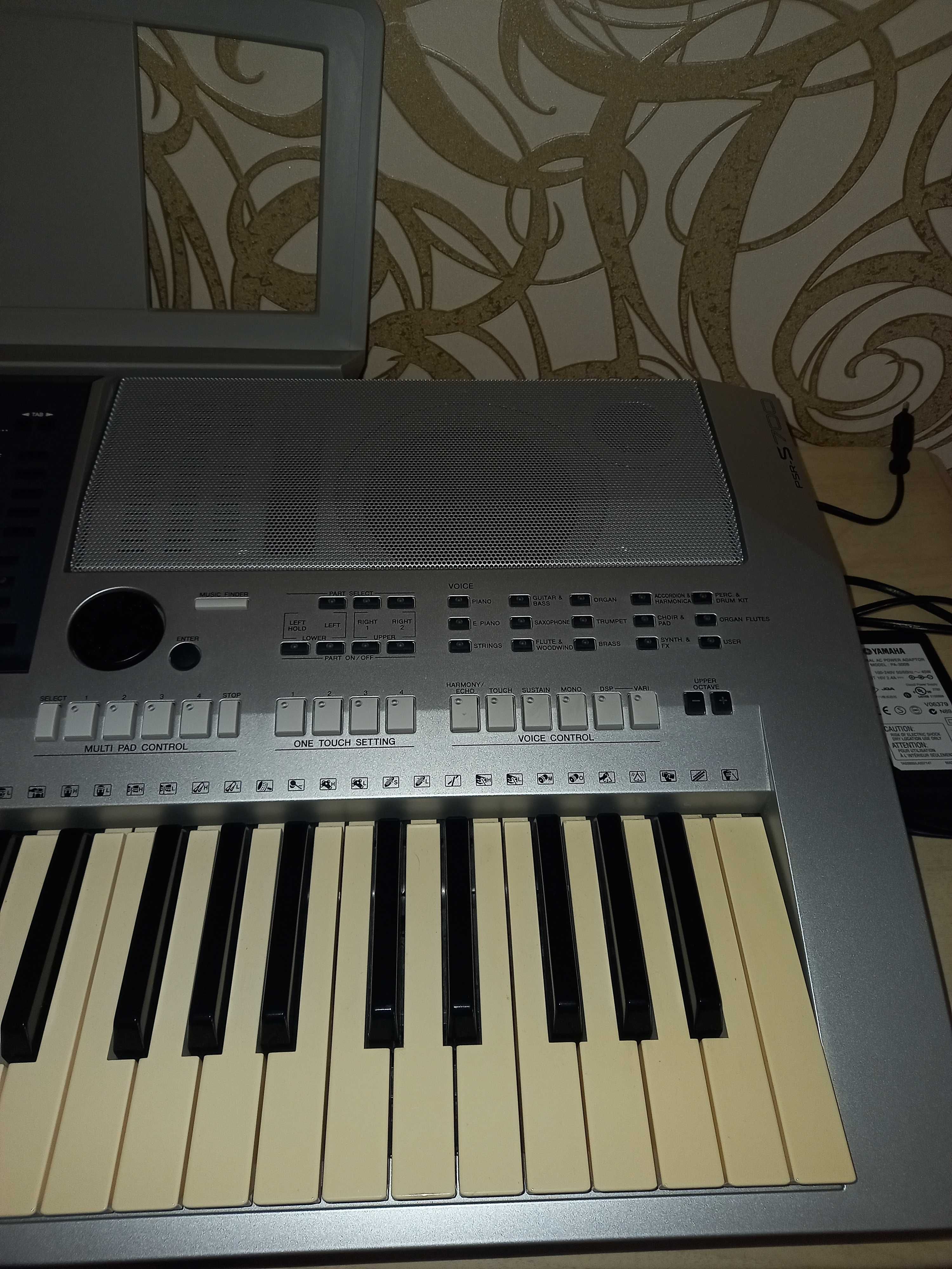 Синтезатор yamaha PSR S700