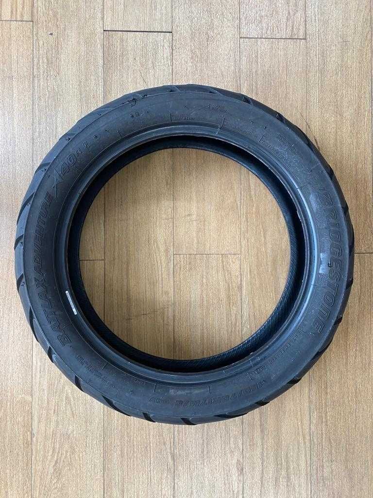 PNEU BRIDGESTONE BATTALAX ADVENTURE A40 150/70R - 1 7 M/C