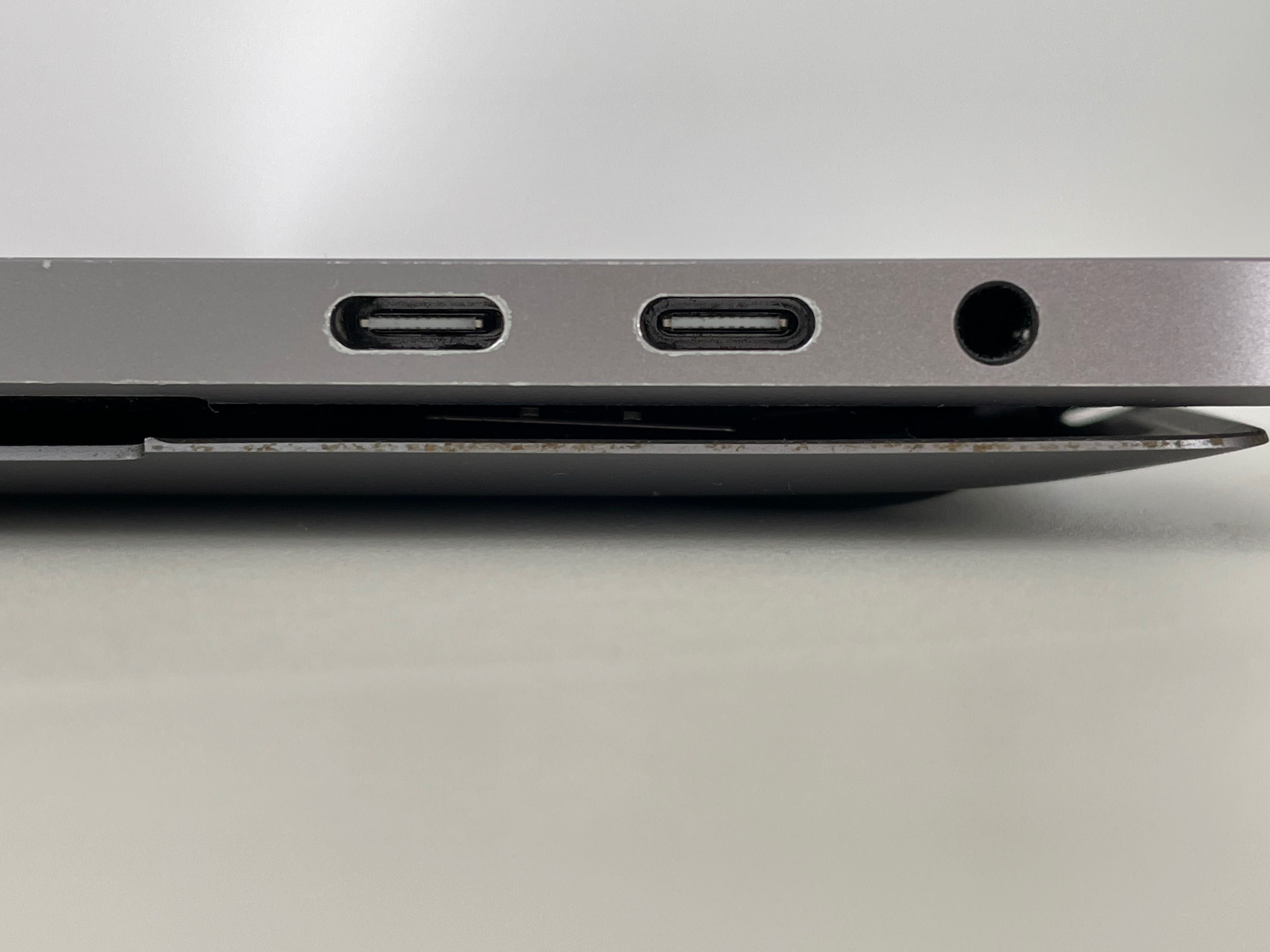 MacBook Pro A2141 (16-calowy, 2019 r.)