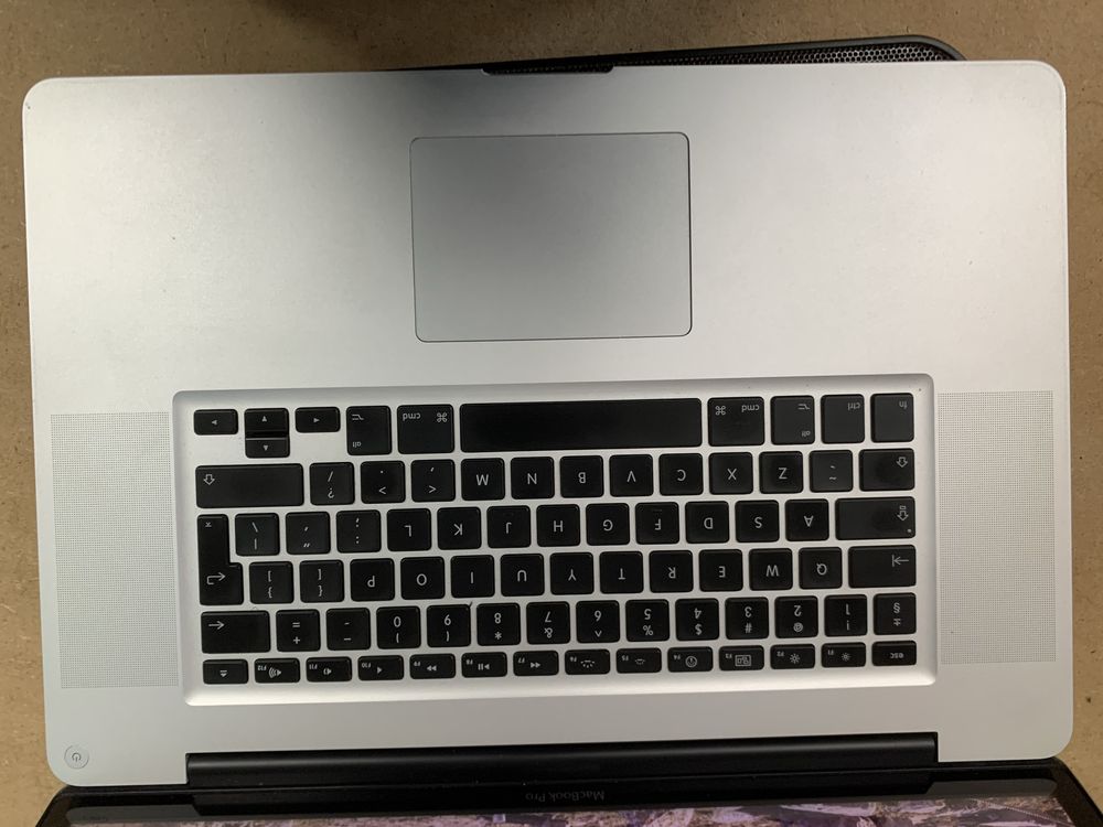 MacBook Pro A1297 17 cali i7  SSD 512 GB  GB Monterey