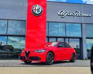 Alfa Romeo Giulia Alfa Romeo Giulia Intensa
