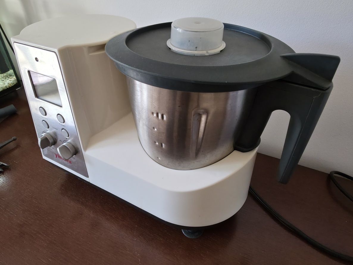Yammi 1 com caixa e acessórios