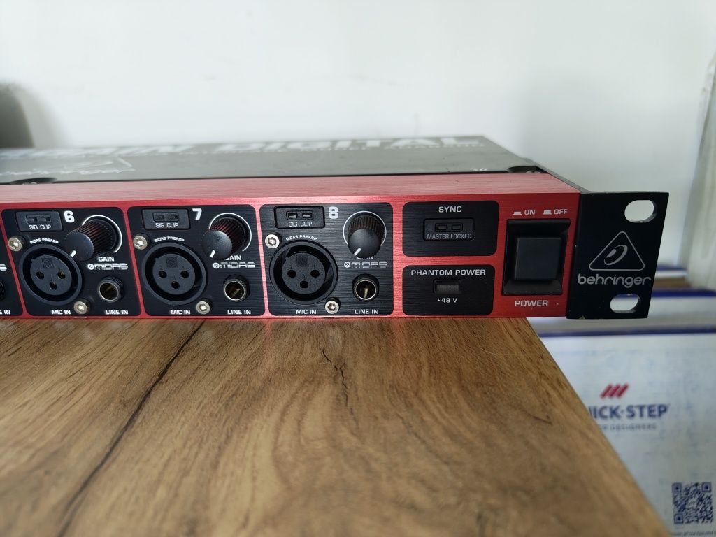 Behringer ada8200 interfejs 8 kanałowy