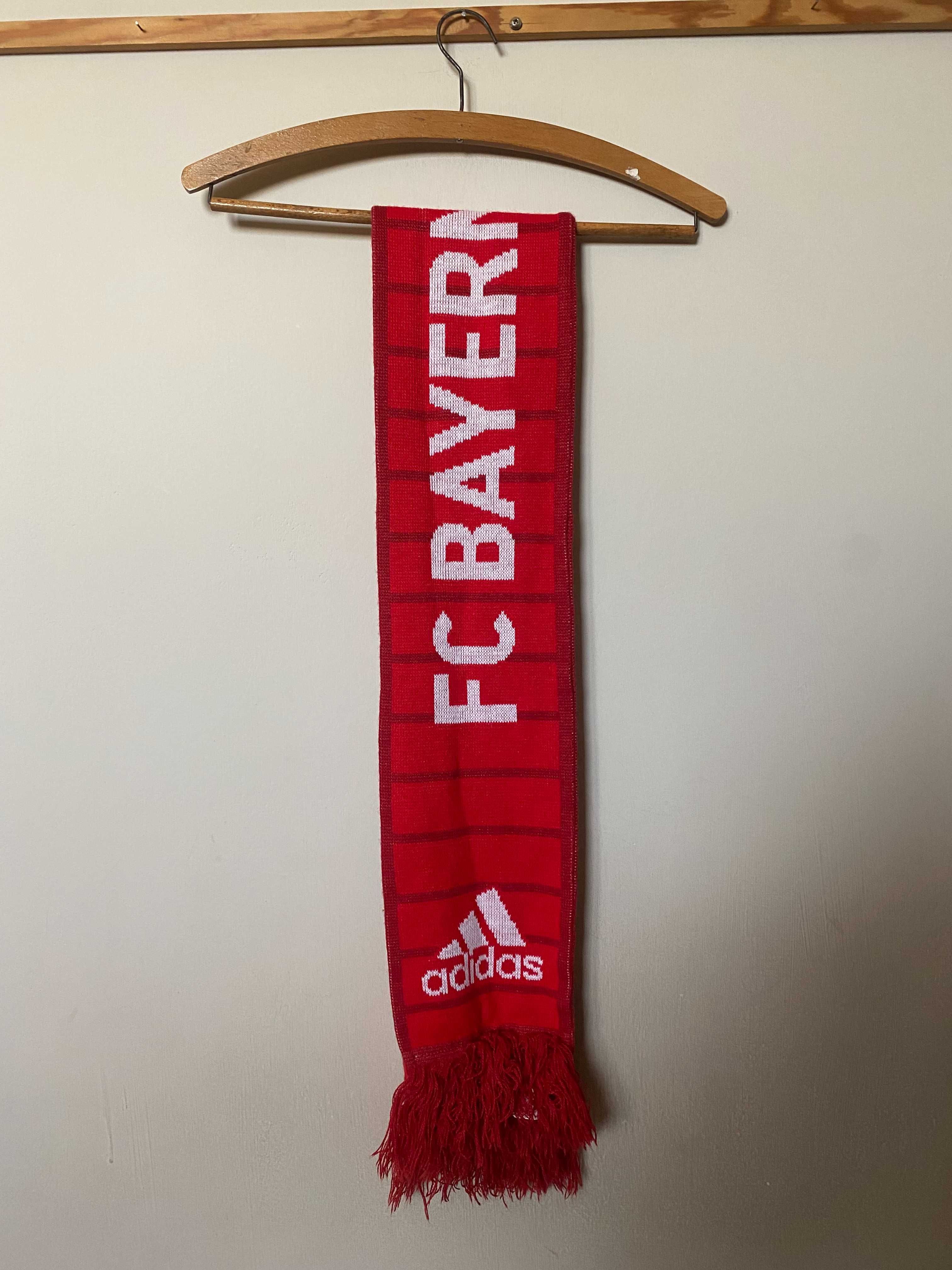 Szal piłkarski BAYERN MONACHIUM F.C. Adidas - UNIKAT